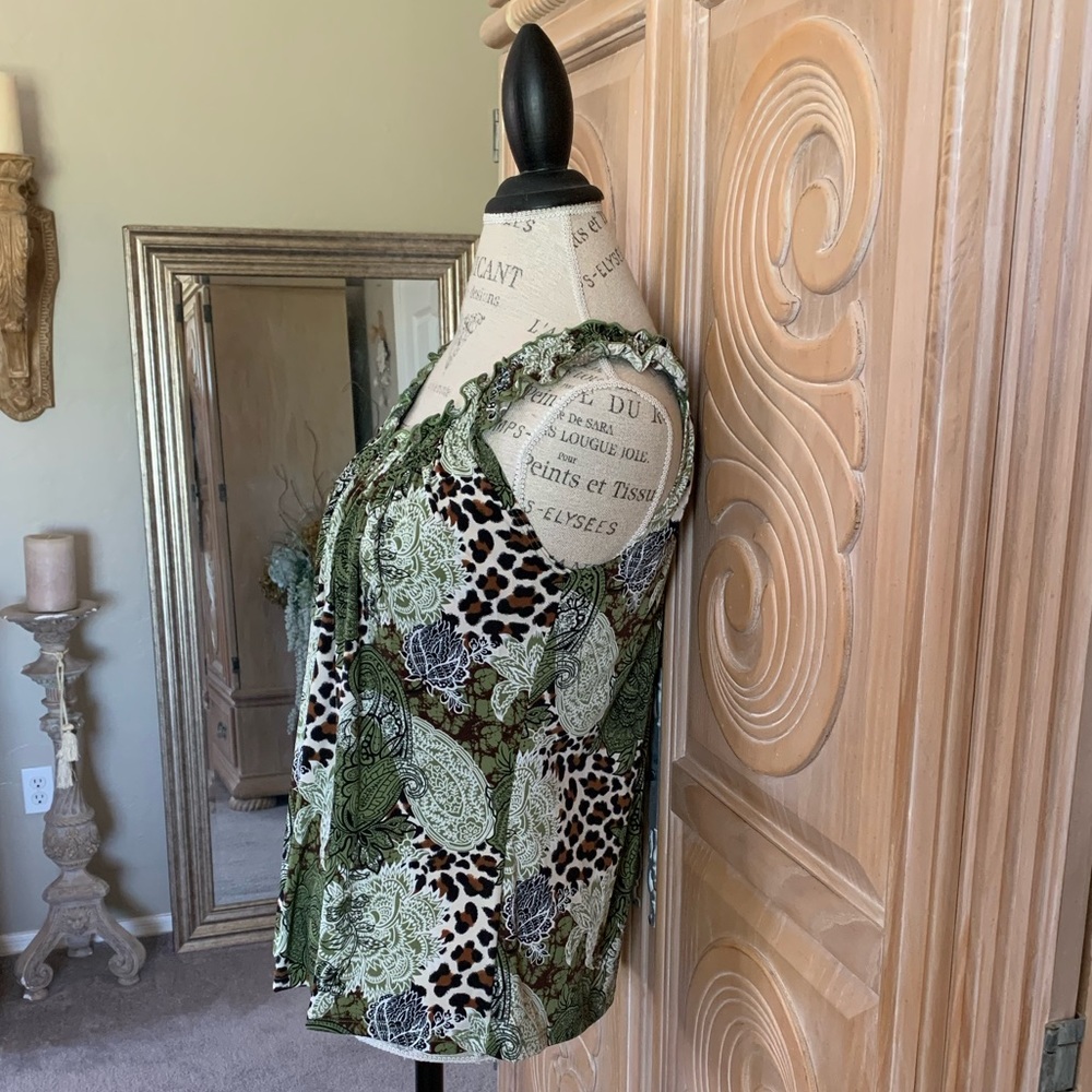 Carol Rose Sleeveless Top. Size Large - Picture 2 of 7